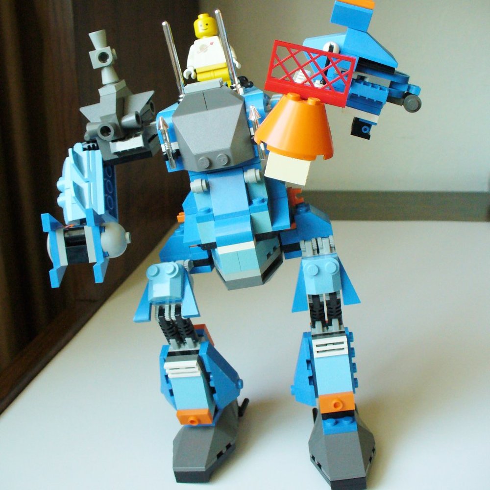 Lego transformer for parts. AS IS (#EV521)